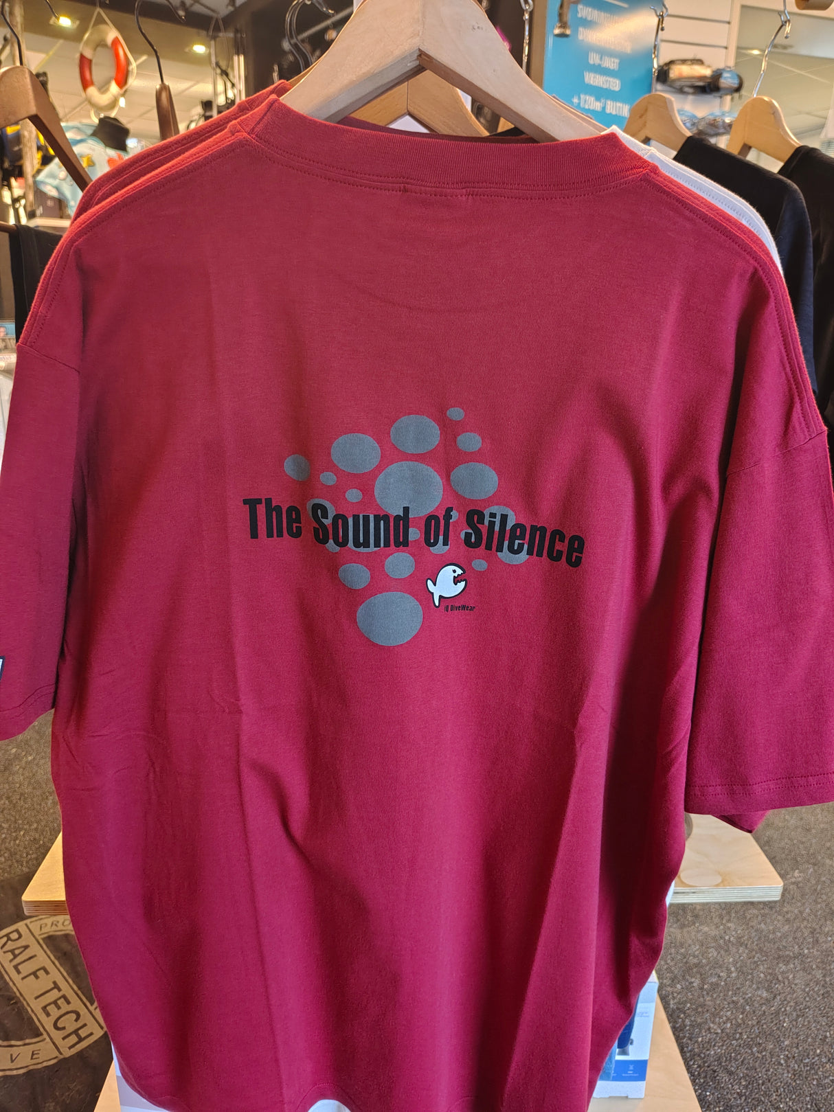 iQ T-shirt