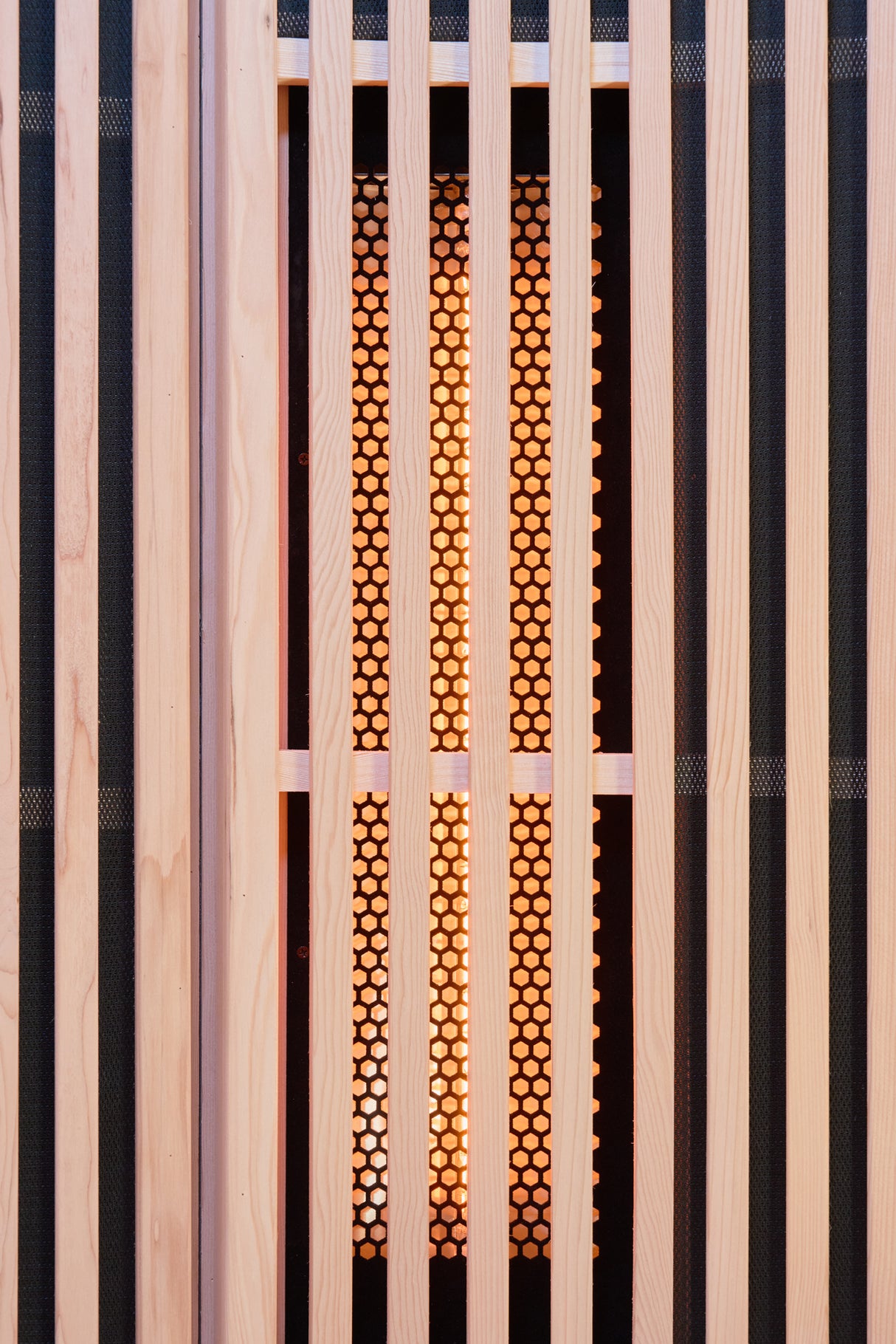 Holl's Sauna Infrarouge Round 4 Places Wood Color