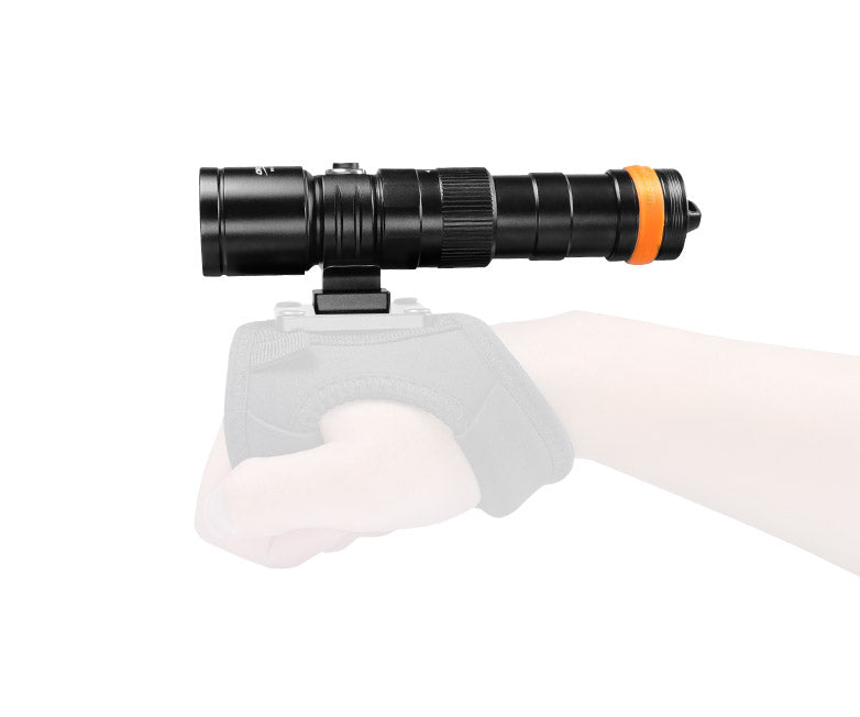 OrcaTorch Dykkerlygte DC710 genopladelig LED 3000 Lumen Sort