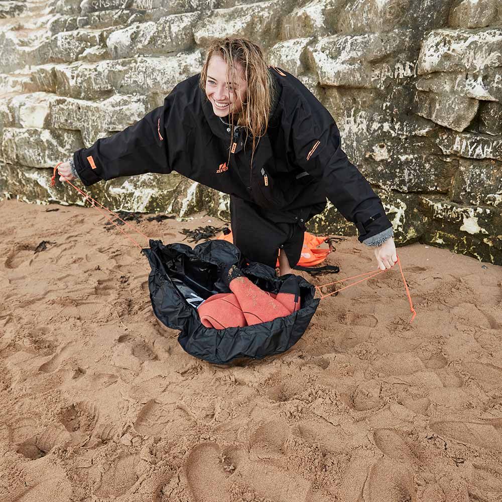 Zone3 Skiftemåtte til våddragt Sort/Orange