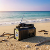 Outdoor Adventures håndsvingsradio med Solceller & LED lygte 10000MAH powerbank